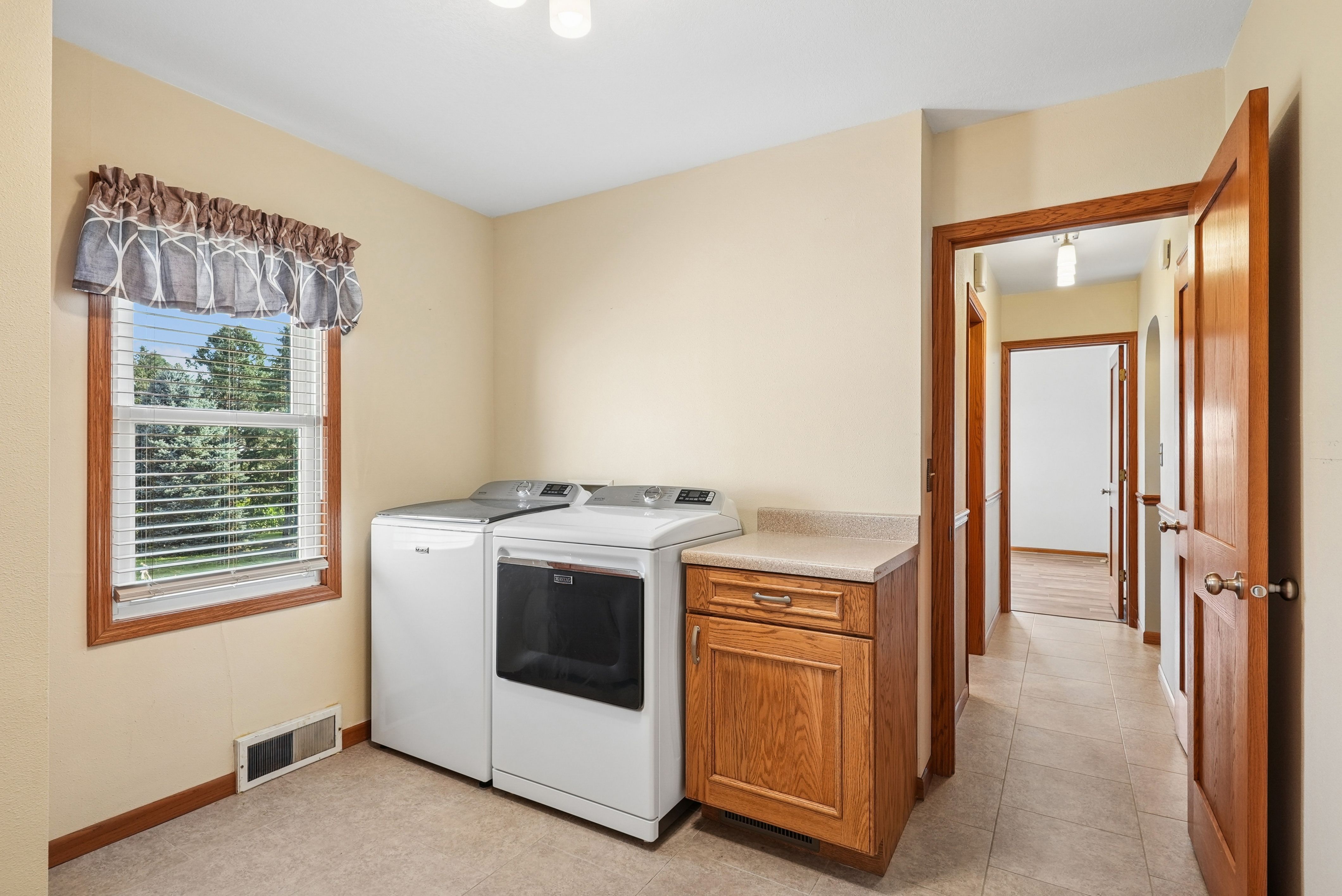 Listing Photo: 23-201 28481_Grand_Ave